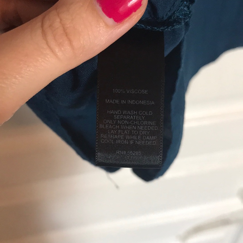Express button down - Picture 4 of 5